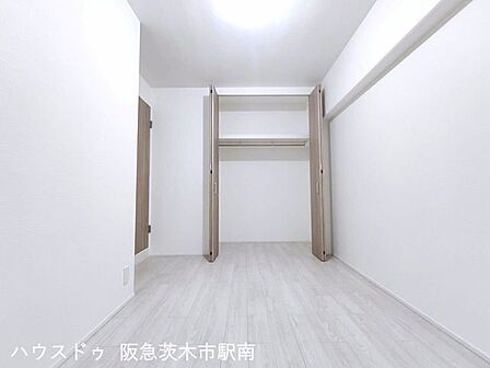 廊下側　洋室5.2帖