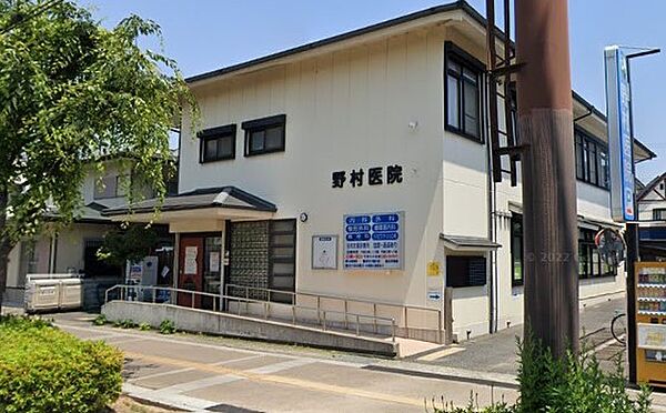 画像23:秀和会野村医院（1422m）