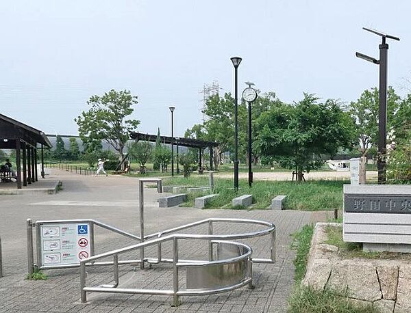 画像17:野田中央公園（1209m）