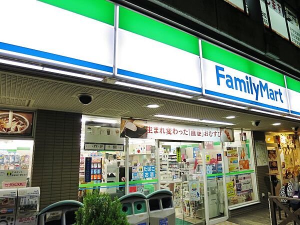 画像21:ファミリーマート 鷹ケ巣上新田店（660m）