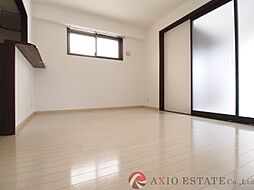 ファーシル東三国 5階1LDKのリビング/ダイニング