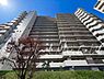 外観：【美しいタイル張りの外観】 ◆安心の新耐震基準マンション♪館内は綺麗に清掃されており、管理体制の良さと住まう方々のマナーの良さが伺えます。
