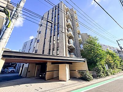 外観:「三軒茶屋」駅徒歩6分、閑静な立地に佇む好アクセスレジデンス 外観:「三軒茶屋」駅徒歩6分、閑静な立地に佇む好アクセスレジデンス