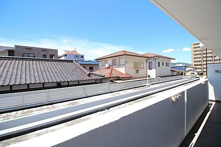 日当たりを邪魔する建物はありません
