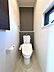 トイレ：2階トイレです。トイレには快適な温水洗浄便座付き！！収納がありますので、日用品をストックしておけますね♪