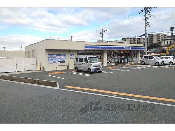 画像24:ローソン生駒小平尾町店まで800メートル