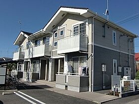 セントラルコート 203 ｜ 群馬県伊勢崎市中央町30-5（賃貸アパート1LDK・2階・46.98㎡） その1