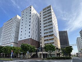 KDXレジデンス南草津  ｜ 滋賀県草津市南草津1丁目（賃貸マンション1K・13階・29.61㎡） その1