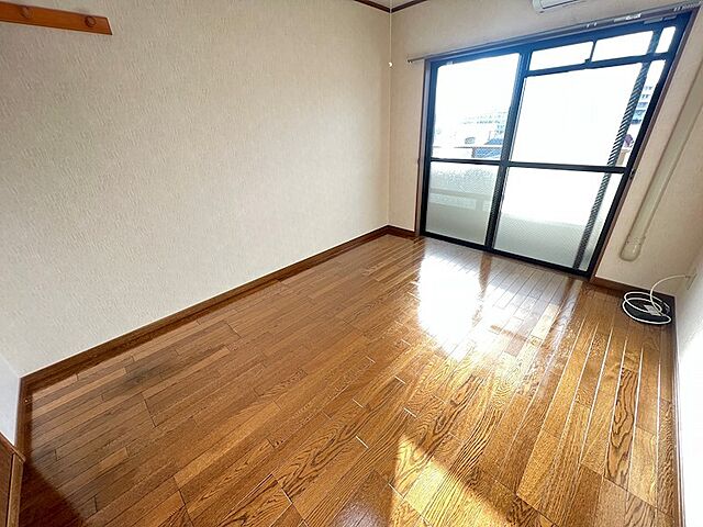 寝室