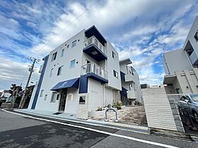 Villa　Musica西宮北口  ｜ 兵庫県西宮市北昭和町（賃貸マンション2LDK・3階・60.32㎡） その1