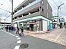 周辺：ファミリーマート東浦和駅前店 徒歩14分。 1110m