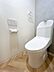 トイレ：【リフォーム後/トイレパネル】クロス張替え・クッションフロアの張替え施工を行い、トイレは新品交換いたしました。