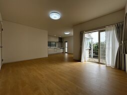 橋本興正　中古戸建 5LDKのリビング/ダイニング