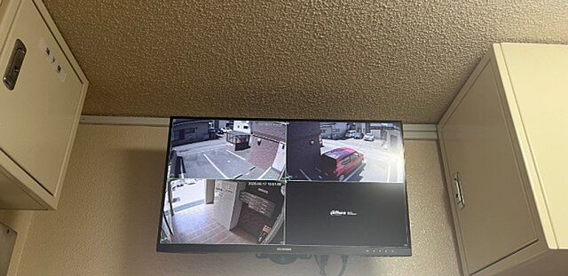 14 / 19
