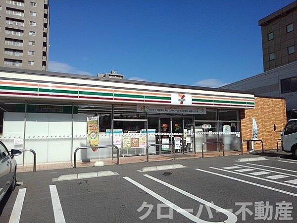 画像18:セブンイレブン坂出駅南店まで950m