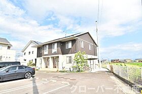 フォンテーヌ金倉 Ａ・Ｂ棟 A棟 201 ｜ 香川県丸亀市金倉町（賃貸アパート2LDK・2階・66.17㎡） その1