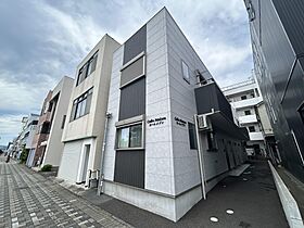 カームメゾン 101 ｜ 静岡県沼津市新宿町6-3（賃貸アパート1LDK・1階・32.01㎡） その1