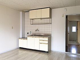 サングリーン西添  ｜ 静岡県沼津市西添町（賃貸マンション3LDK・1階・59.40㎡） その10