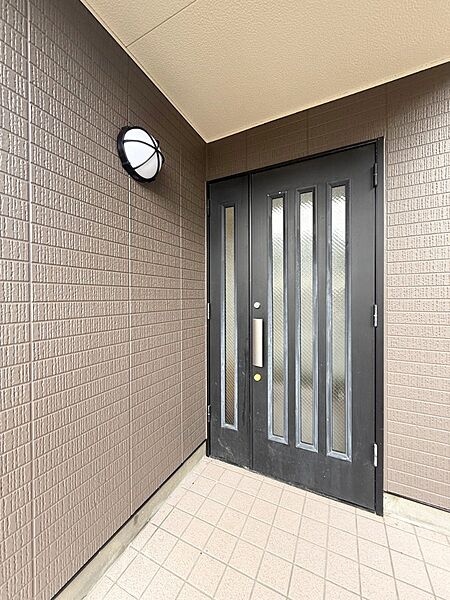玄関を拡大表示