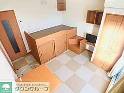 レオパレスルフナ 402 4階1Kのリビング/ダイニング