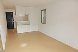 クレール市川 101 1階1LDKのリビング/ダイニング