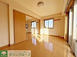 ラクス本八幡 301 3階2DKのリビング/ダイニング