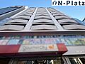 洗面台には明る...