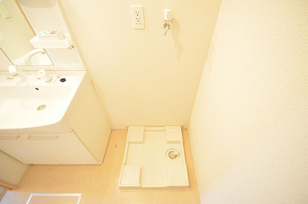 画像26:洗濯機はここに設置してお部屋もスマートに！