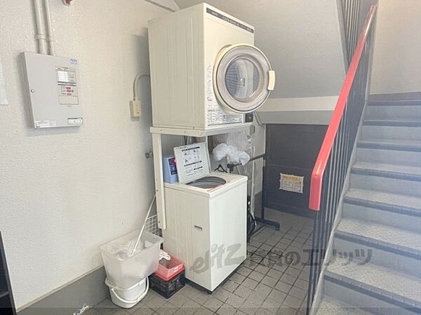 画像18:共同洗濯機