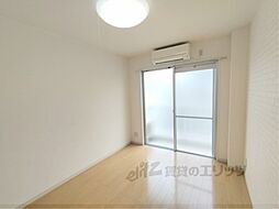 近鉄奈良線 新大宮駅 徒歩12分の賃貸マンション 3階1Kのリビング/ダイニング