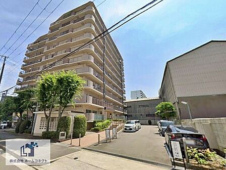 外観|昭和56年9月に完成したSRC造地上10階建てのマンション。