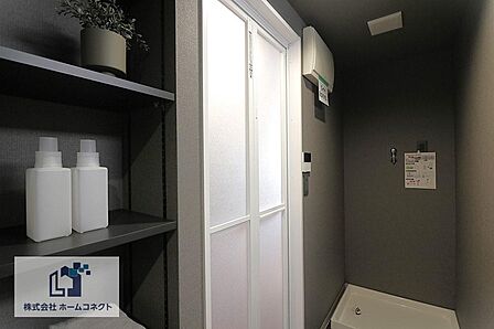 洗面室|可動棚付き