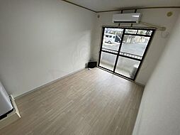 ローレルマンション 1階ワンルームのリビング/ダイニング