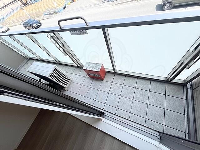 バルコニー