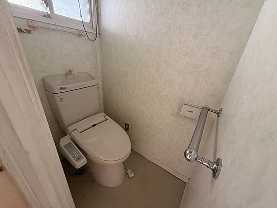 1階のトイレで...