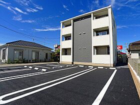 ラフィネ 202 ｜ 群馬県館林市東広内町字広内2912-1（賃貸アパート1LDK・2階・41.24㎡） その1