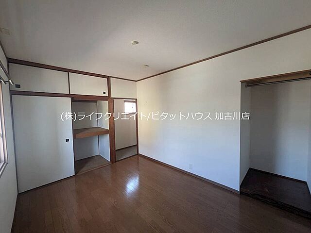 寝室