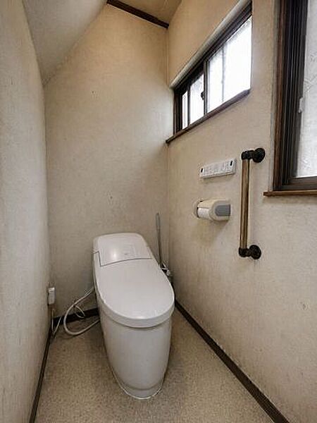 トイレを拡大表示