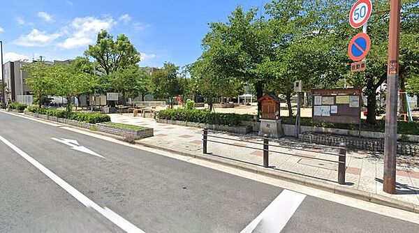 周辺を拡大表示