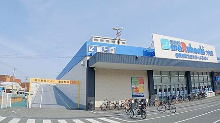 マルハチ大開店 350m