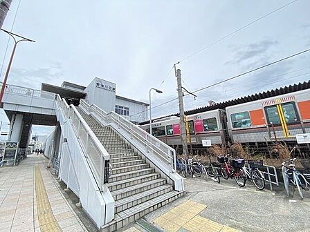 安治川口駅 600m