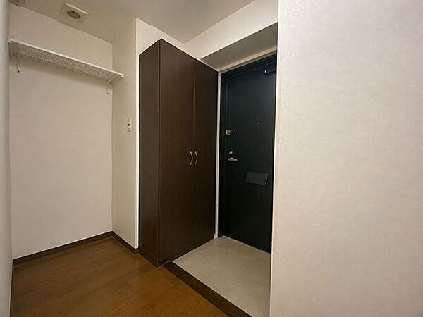 玄関を拡大表示