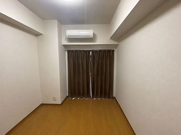洋室を拡大表示