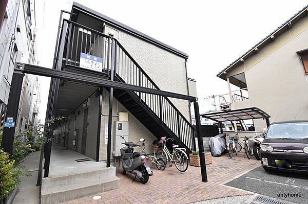 ルナ江坂 ｜大阪府吹田市垂水町1丁目(賃貸アパート1K・2階・27.14㎡)の写真 その1