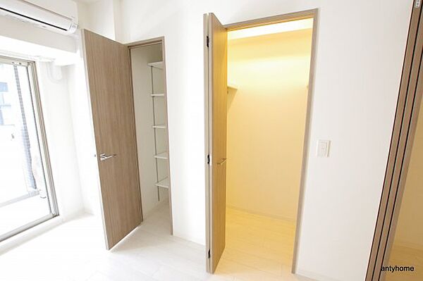 ラフォルム鎗屋町 ｜大阪府大阪市中央区鎗屋町2丁目(賃貸マンション1LDK・11階・41.78㎡)の写真 その9