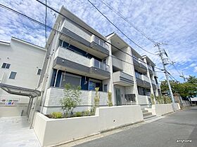 エスポアール上山手  ｜ 大阪府吹田市上山手町（賃貸アパート1LDK・2階・41.59㎡） その1