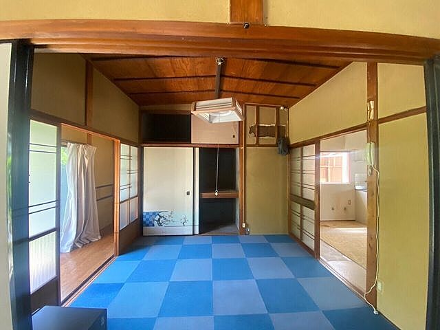 室内 和歌山市紀三井寺