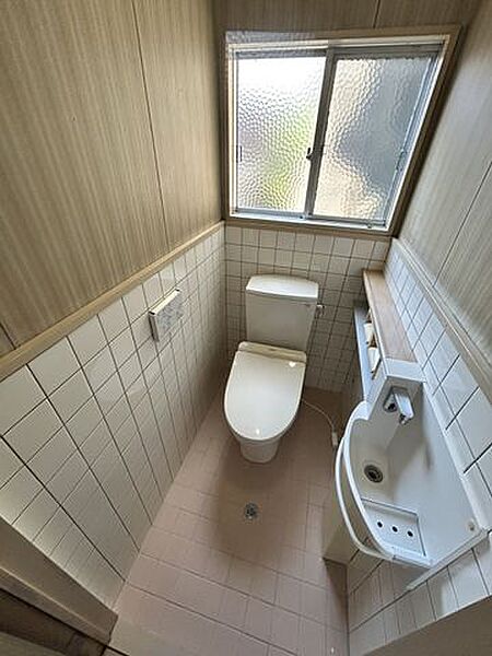 トイレを拡大表示