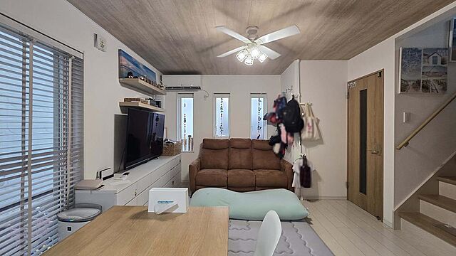 リビング/ダイニング 小平市仲町