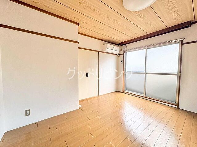 寝室